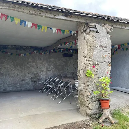 Casa De Aldea Chacurro * Castropol