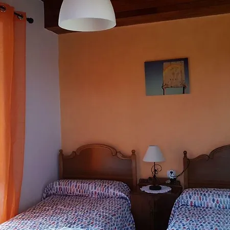 Casa De Aldea Chacurro *